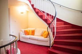 Tanzschule Schermeier Bremen mittlerer Saal Sofa