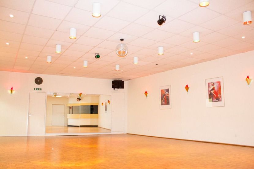 Tanzschule Schermeier Bremen mittlerer Saal Bilder